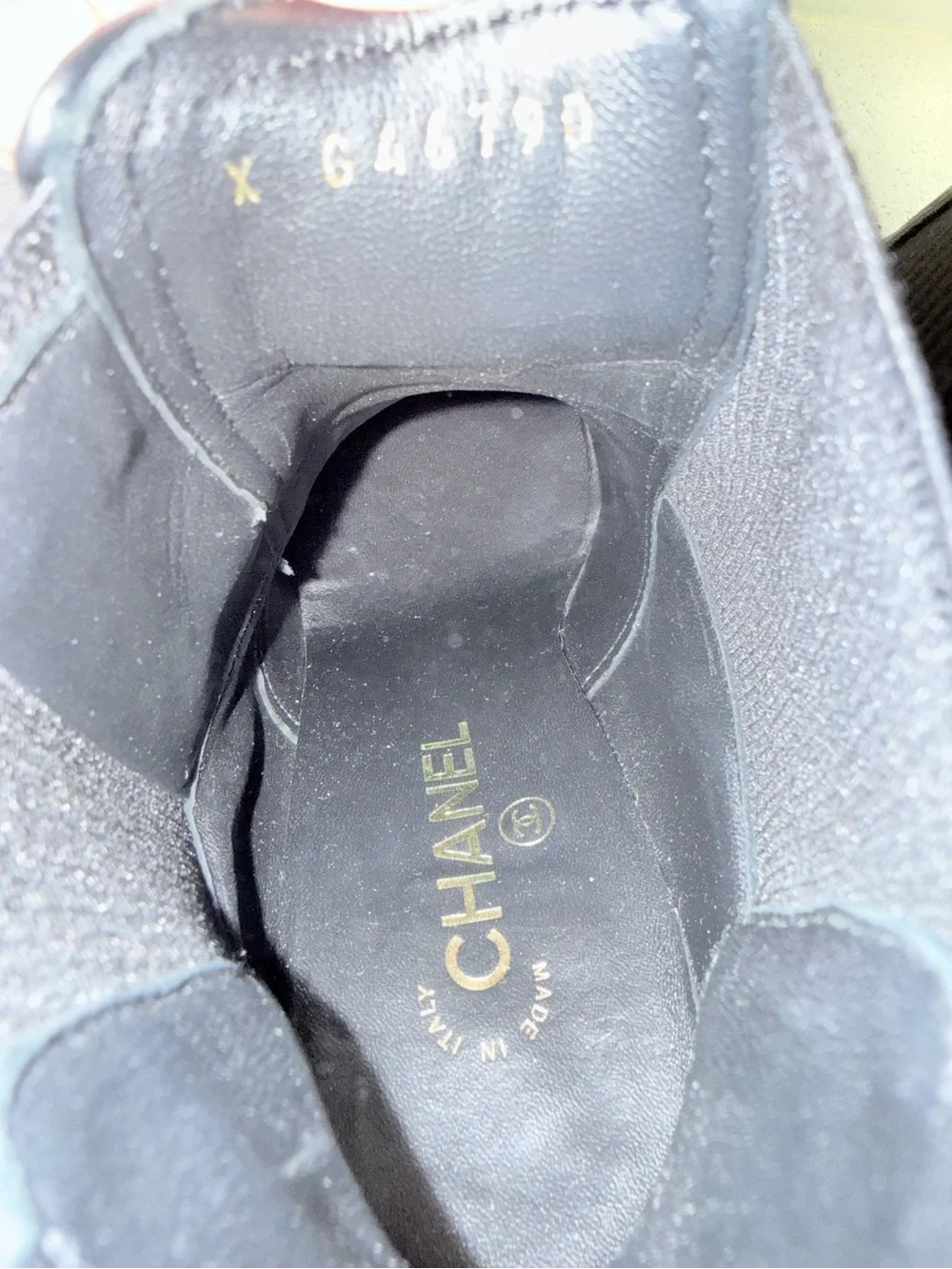 CHANEL  Coco Mark Faux-Pearl Black Leather Ankle Boots